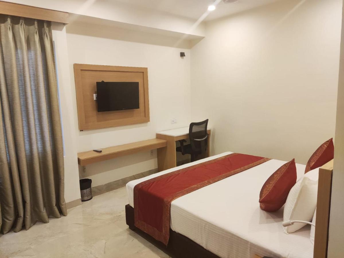 Xenia 3* Varanasi